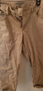 Faded Glory Tan Capri Pants